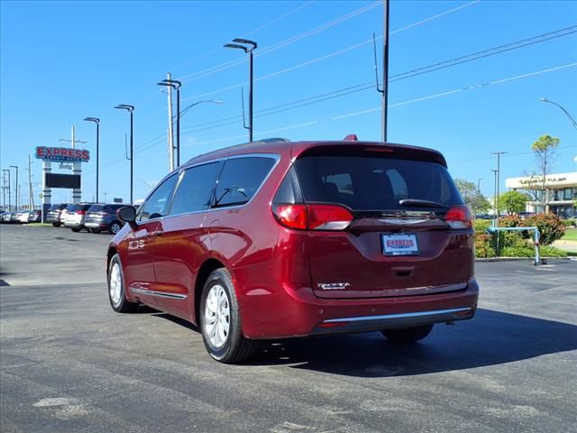 2017 Chrysler Pacifica 
