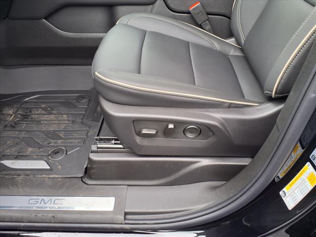 2025 GMC Yukon XL Elevation