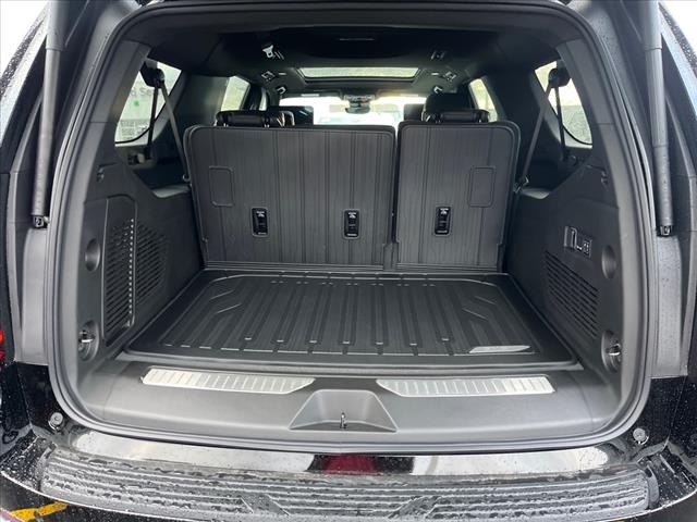 2025 GMC Yukon XL AT4