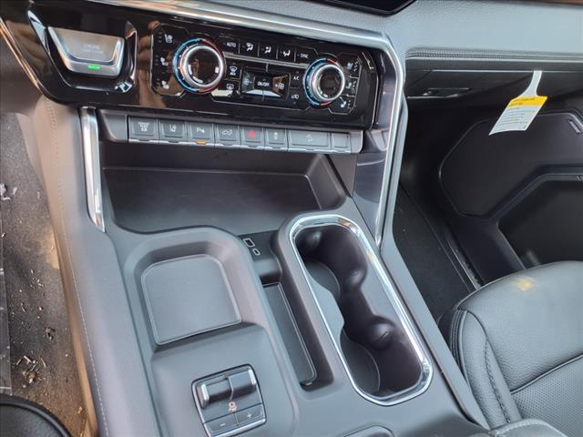 2025 GMC Sierra 2500HD Denali
