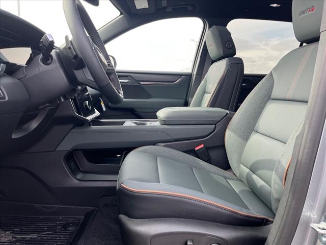 2025 GMC Acadia AT4