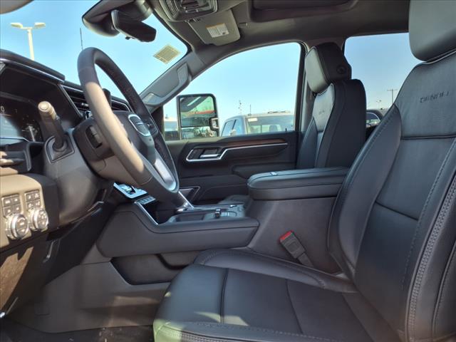 2025 GMC Sierra 2500HD Denali