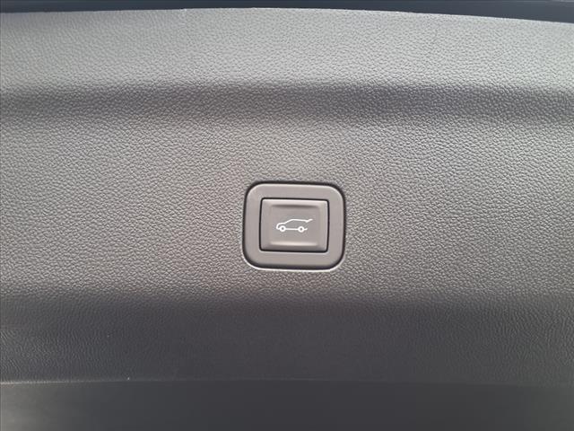 2025 GMC Yukon XL Elevation
