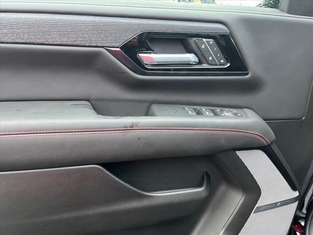 2025 GMC Yukon XL AT4