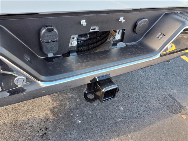 2025 GMC Sierra 2500HD Pro
