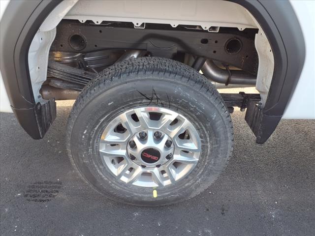 2025 GMC Sierra 2500HD Pro