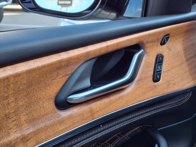 2023 Jeep Grand Cherokee L Summit Reserve