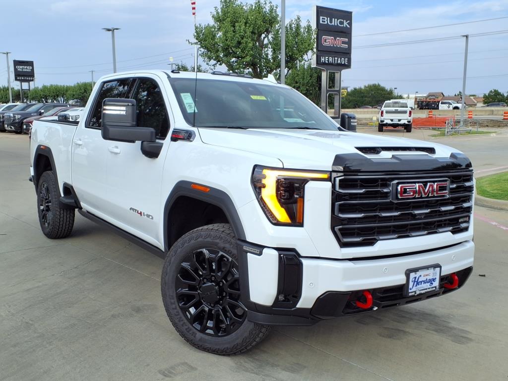 2025 GMC Sierra 2500HD AT4
