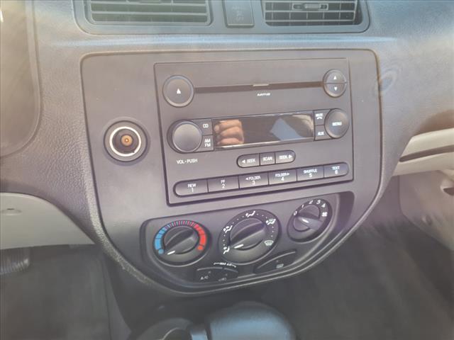 2007 Ford Focus ZX4 S