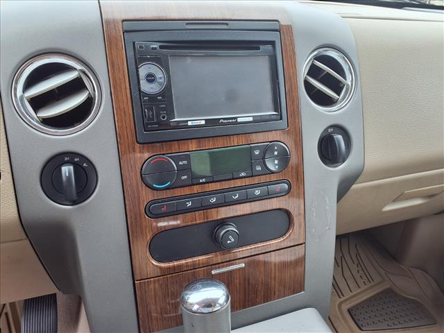 2004 Ford F-150 Lariat