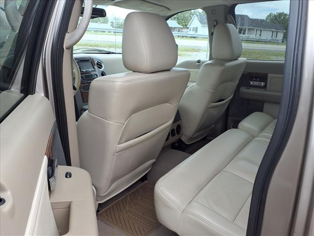 2004 Ford F-150 Lariat