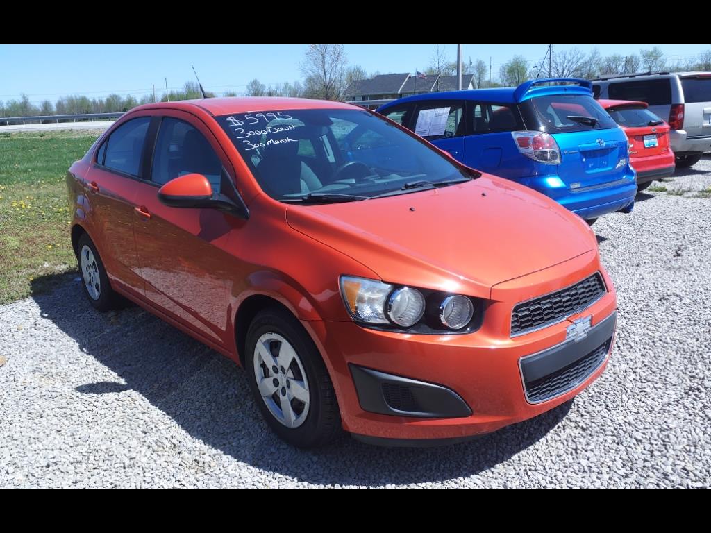 2013 Chevrolet Sonic LS Auto - main photo