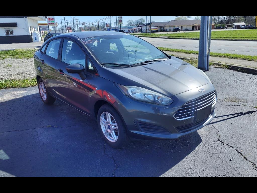 2019 Ford Fiesta SE - main photo