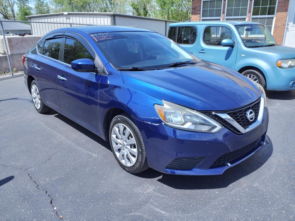 2018 Nissan Sentra S - main photo