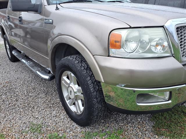 2004 Ford F-150 Lariat