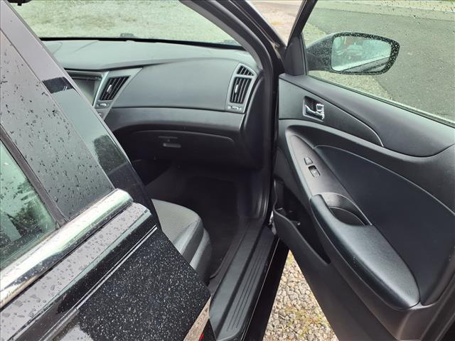 2012 Hyundai SONATA SE