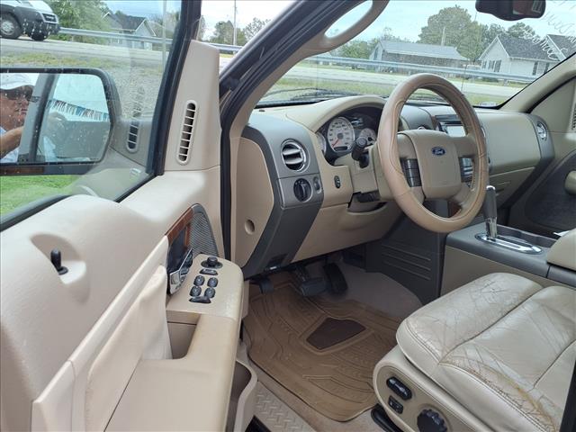 2004 Ford F-150 Lariat