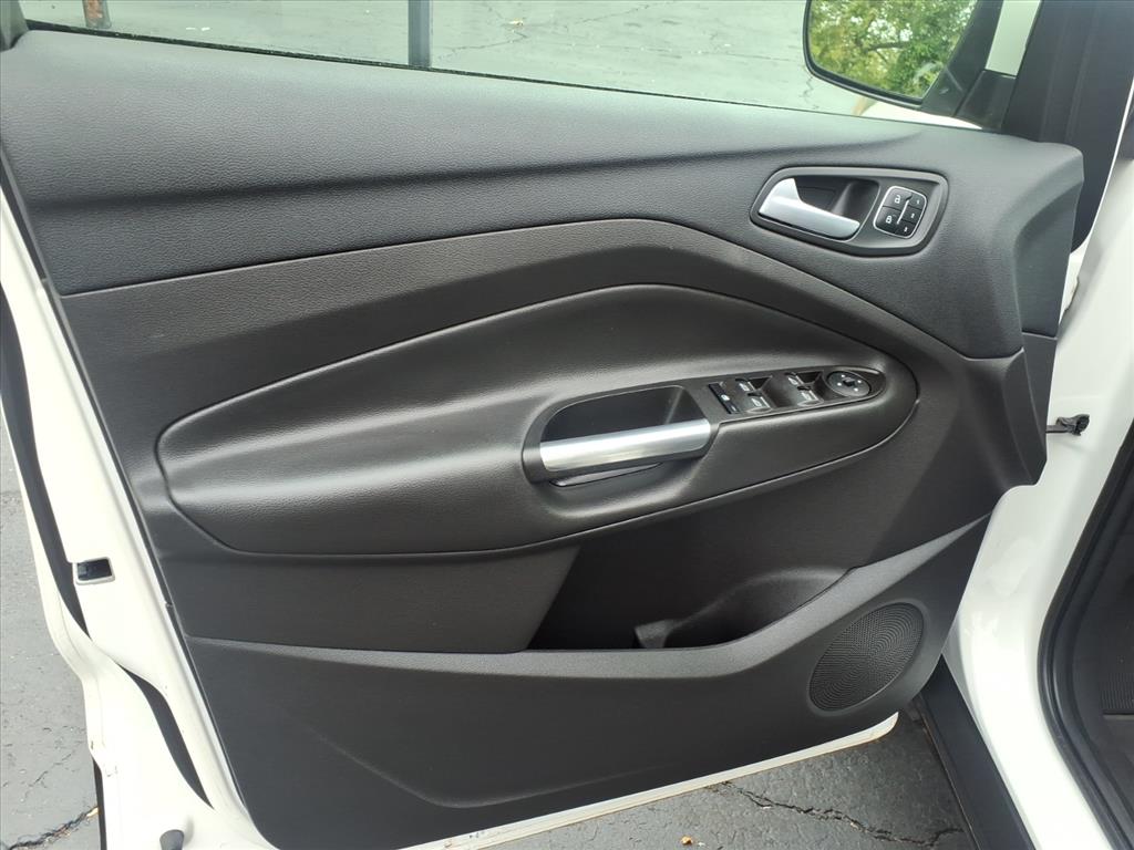 2017 Ford Escape Titanium photo 14