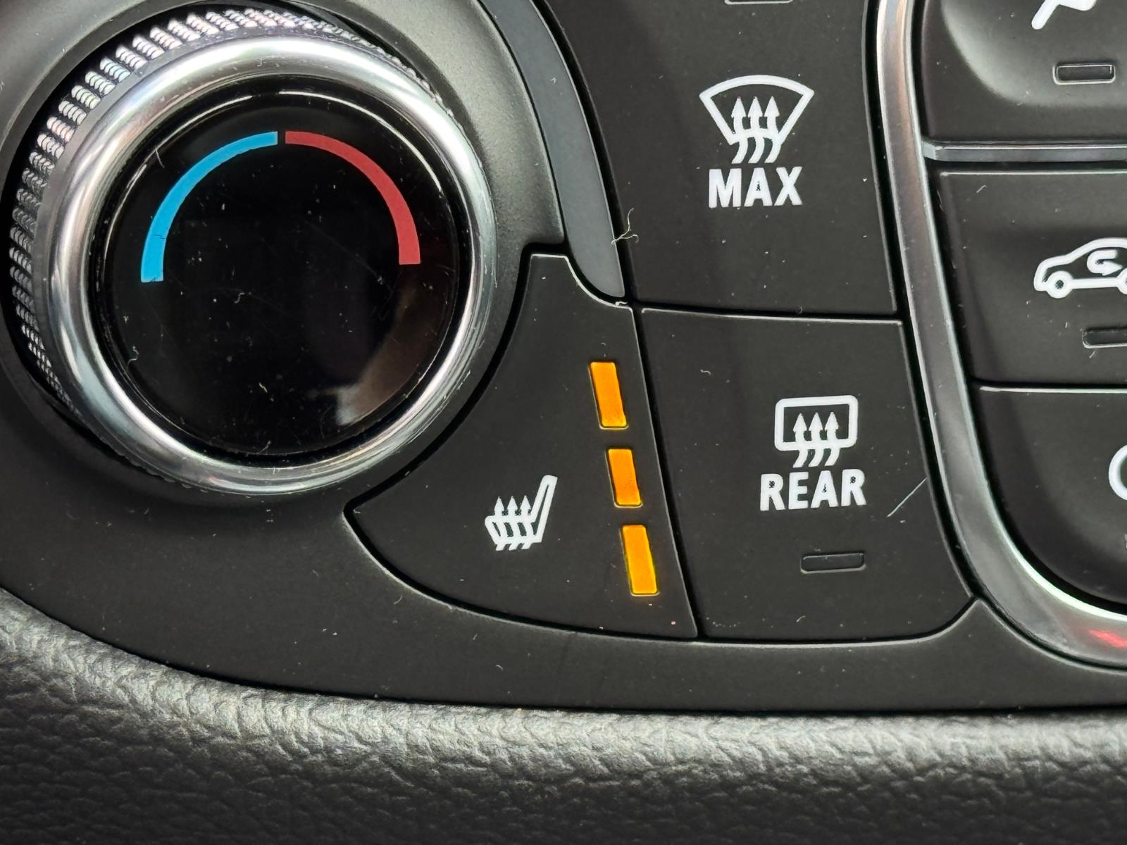 2024 Chevrolet Equinox LT - Photo 17