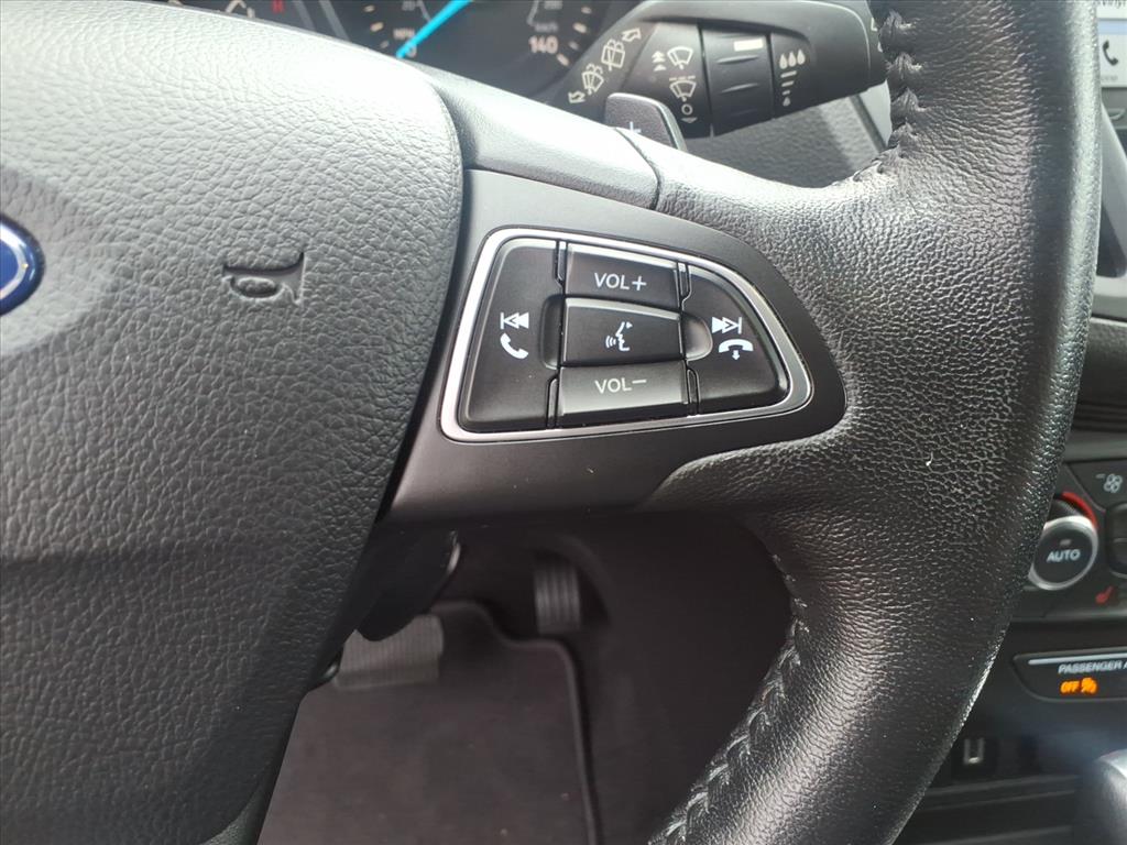 2017 Ford Escape Titanium photo 22