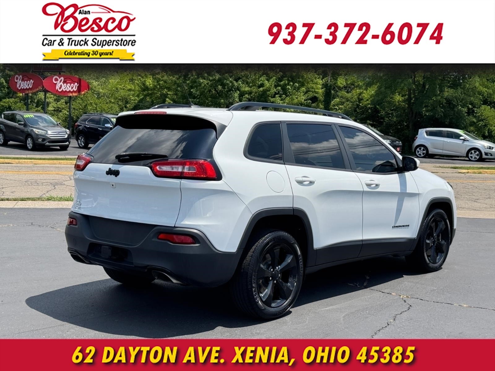 2016 Jeep Cherokee Latitude - Pre-Owned Vehicle for Sale | Alan Besco