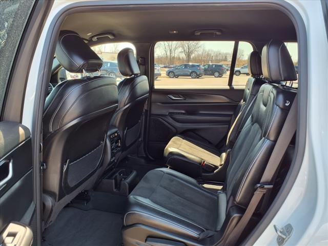 2023 Jeep Grand Cherokee L Altitude - Photo 10