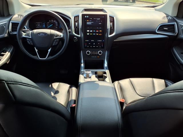 2022 Ford Edge Titanium - Photo 11