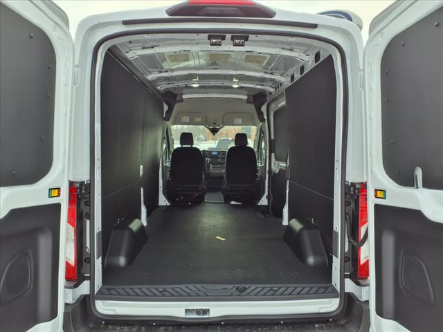 2024 Ford Transit 250 - Photo 12