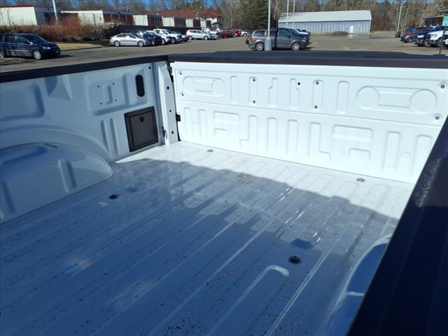 2025 Ford F-150 STX - Photo 12