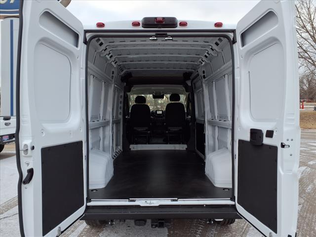 2025 RAM ProMaster Tradesman 2500 - Photo 12