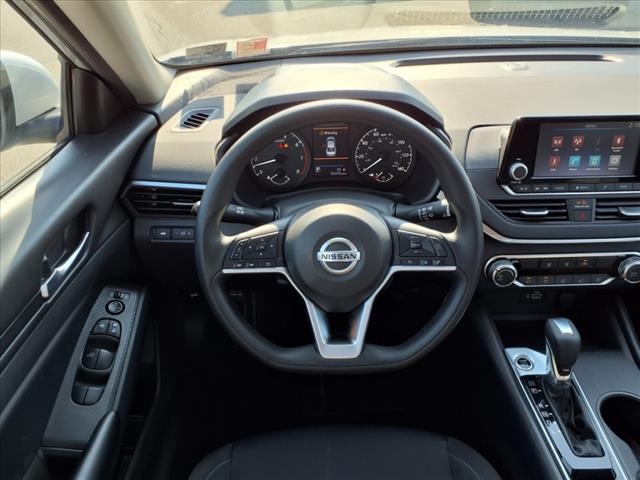 2021 Nissan Altima 2.5 S - Photo 13