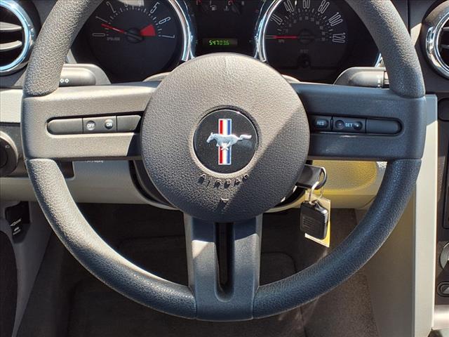 2007 Ford Mustang V6 Deluxe - Photo 13