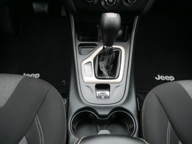 2016 Jeep Cherokee Sport - Photo 14