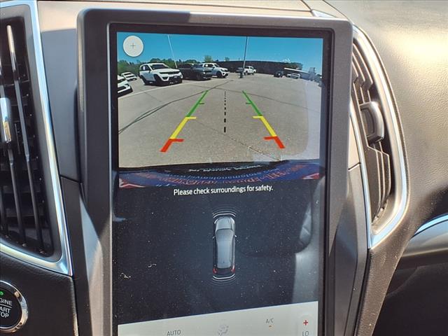 2024 Ford Edge Titanium - Photo 14