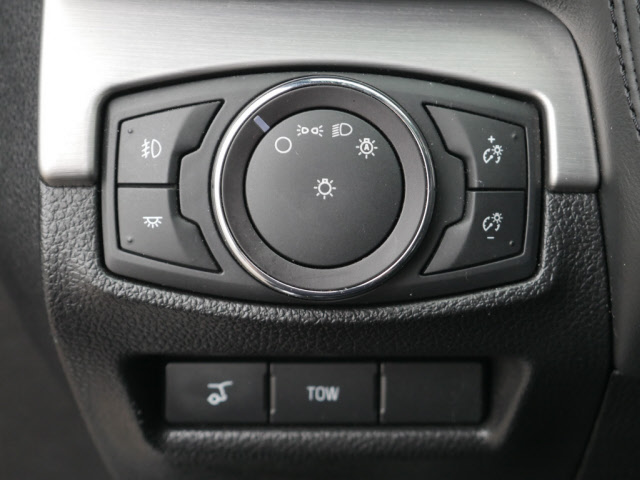 2018 Ford Explorer Platinum - Photo 16