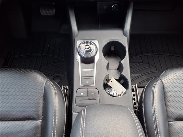 2020 Ford Escape SEL - Photo 16
