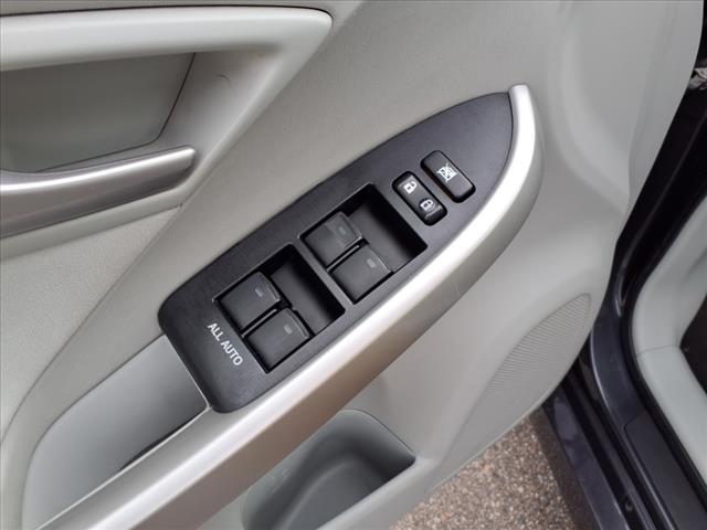 2015 Toyota Prius Two - Photo 16