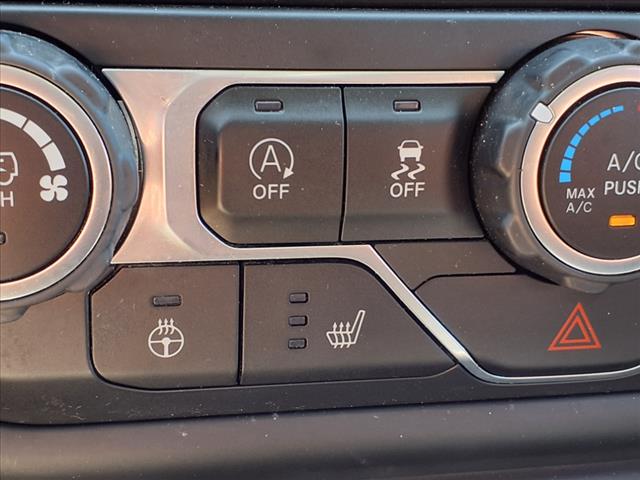 2021 Jeep Gladiator Willys - Photo 18