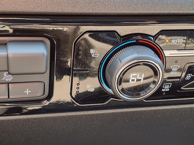 2023 Chevrolet Silverado 1500 LT - Photo 18