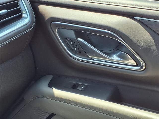 2023 Chevrolet Suburban LT - Photo 19