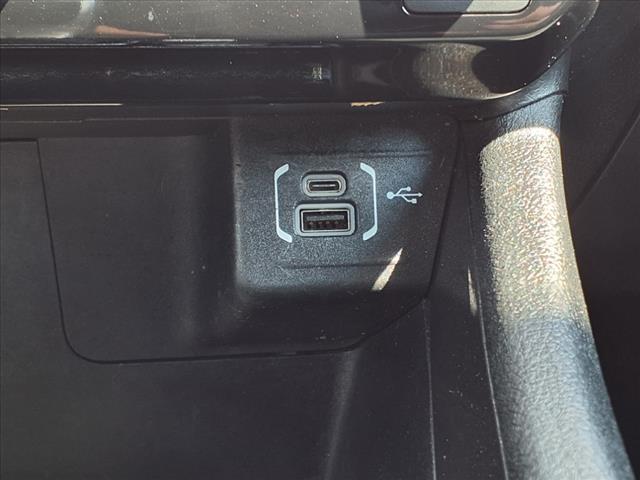 2022 Jeep Compass Latitude Lux - Photo 19