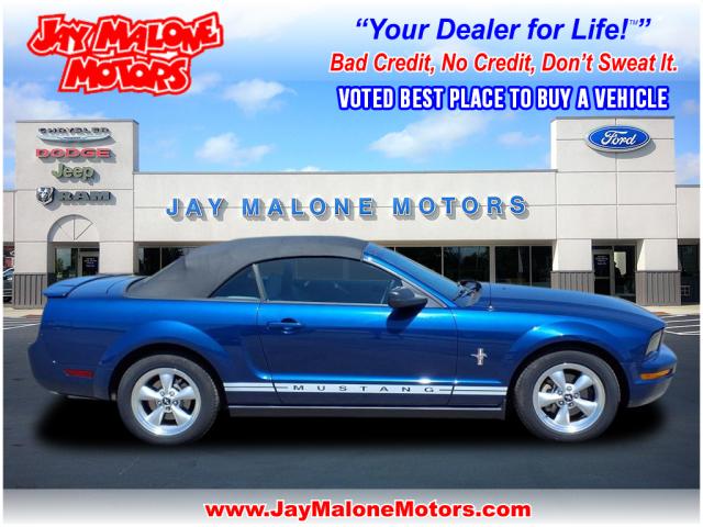 2007 Ford Mustang V6 Deluxe - Photo 1