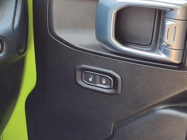 2021 Jeep Gladiator Willys - Photo 20
