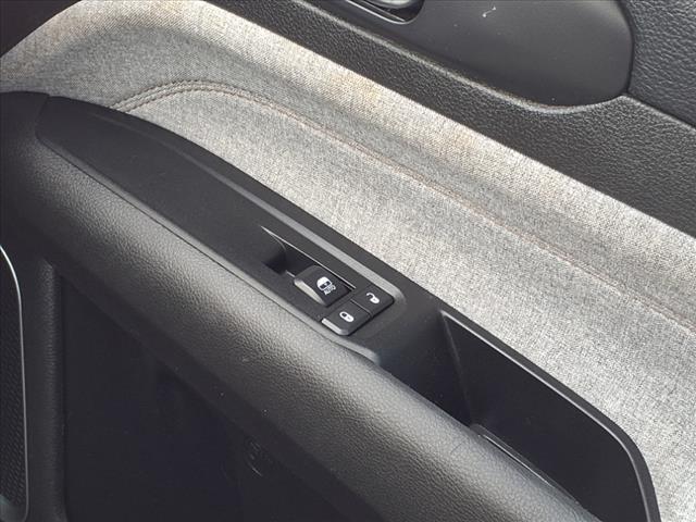 2022 Jeep Compass Latitude Lux - Photo 21