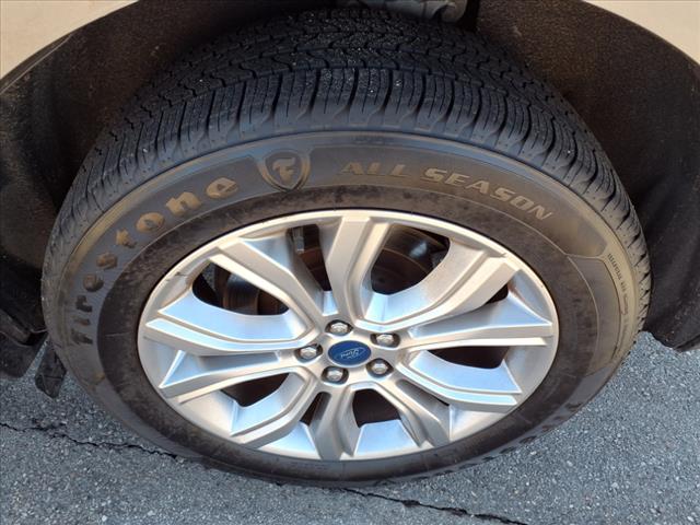 2022 Ford Edge Titanium - Photo 23