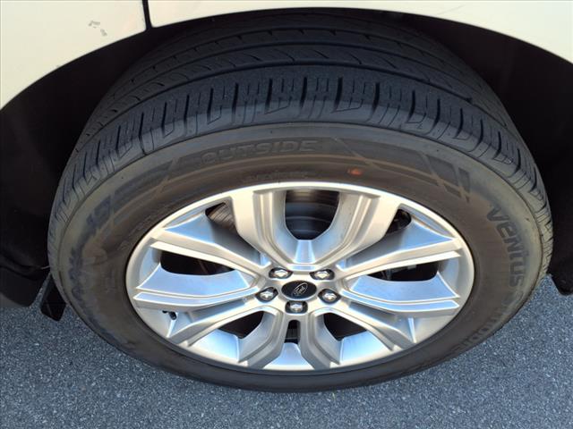 2024 Ford Edge Titanium - Photo 23
