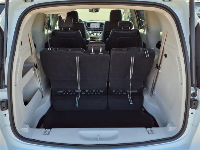 2022 Chrysler Pacifica Touring L - Photo 24