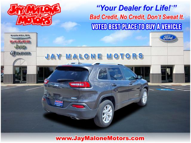 2016 Jeep Cherokee Latitude - Photo 2