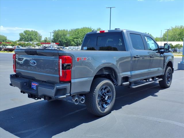 2025 Ford F-350 Super Duty XL - Photo 2