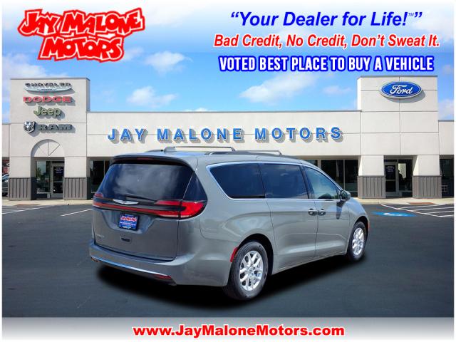 2022 Chrysler Pacifica Touring L - Photo 2
